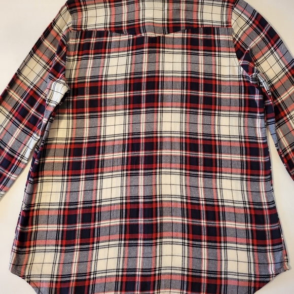 Selling Women's Long Sleeved Button Up Plaid Shirt from Forever 21 - Picture 6 of 10